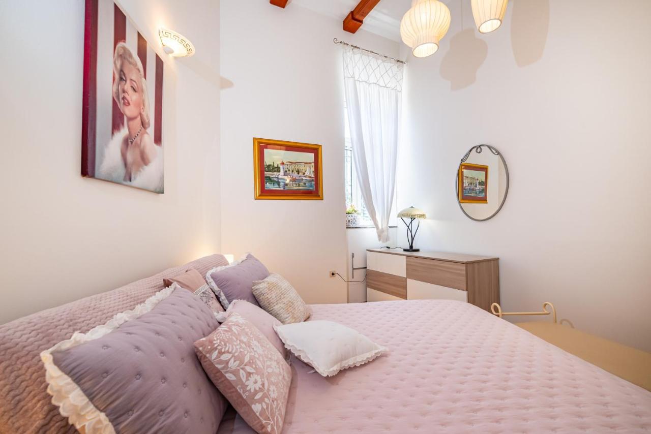 Apartments Villa Ida Zara Esterno foto
